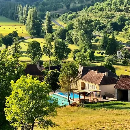 La Case A Nini Paisible Maison Avec Piscine 펜션