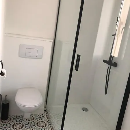 펜션 La Case A Nini Paisible Maison Avec Piscine Peyrilles