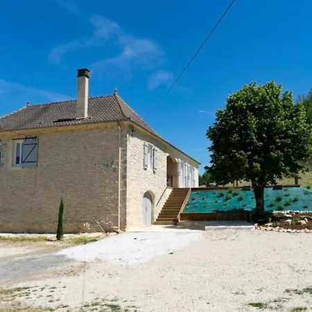 펜션 La Case A Nini Paisible Maison Avec Piscine